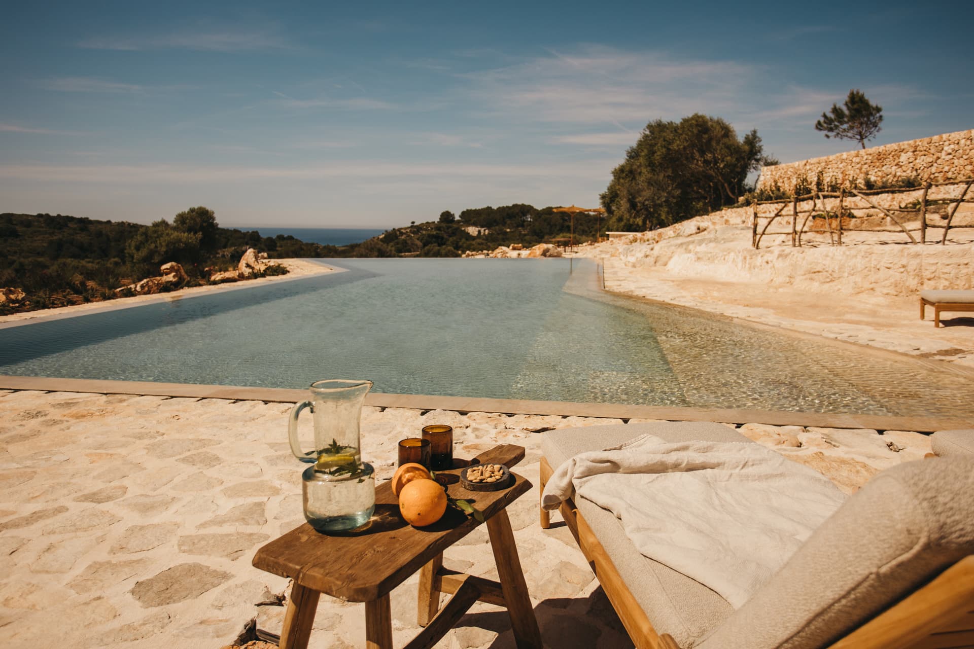 Son Blanc Farmhouse — 619295184c8c21cf6f4be3df03e81471-6690ff5182c96