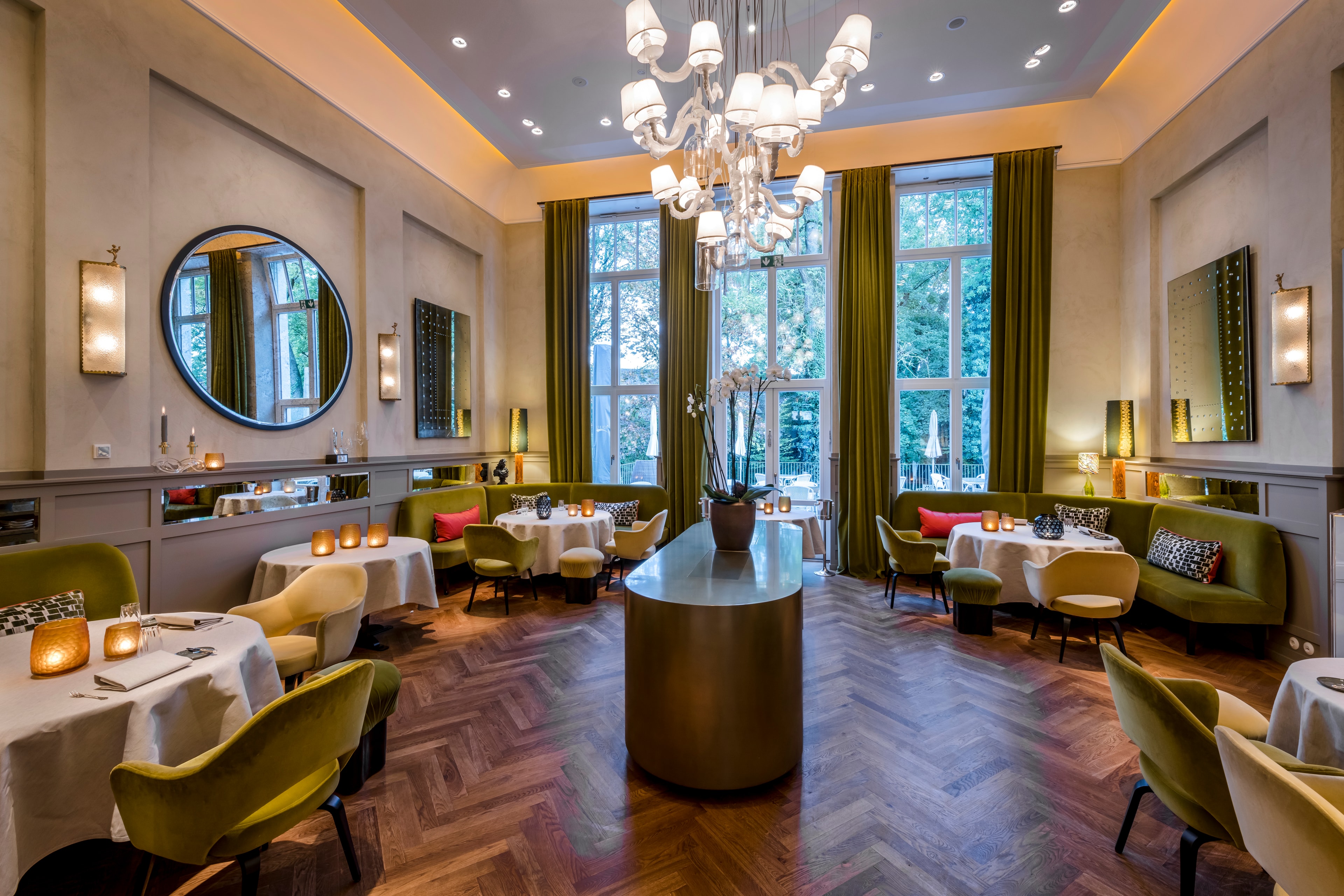 LA MAISON hotel