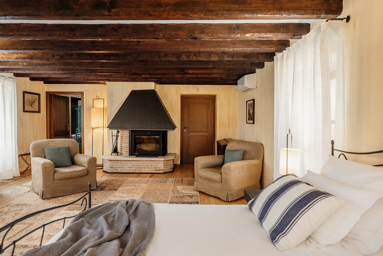 Vintage Suite