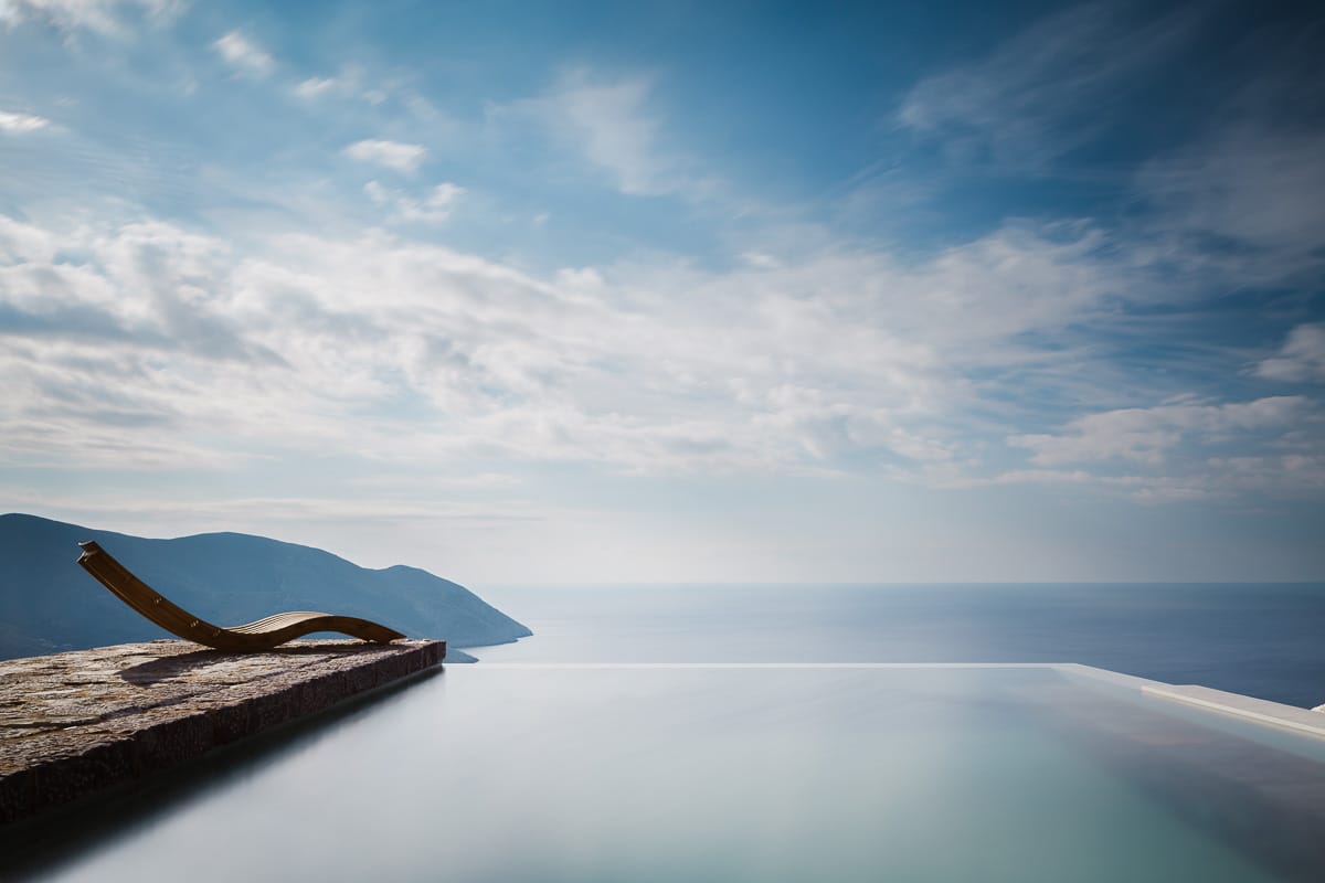 Tainaron Blue Retreat — the infinity pool