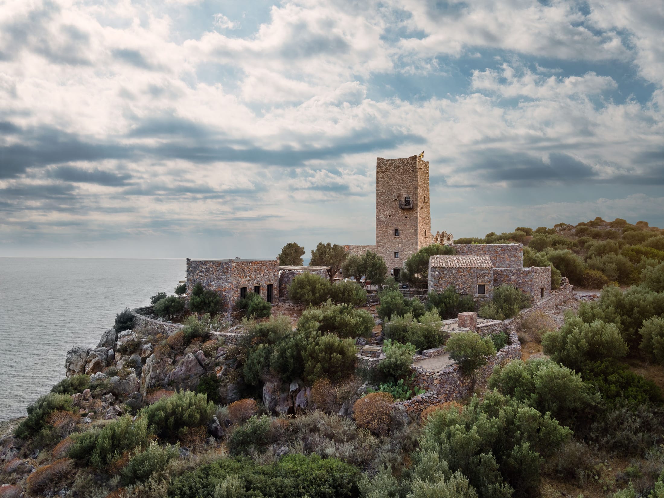 Tainaron Blue Retreat — the tower above the sea