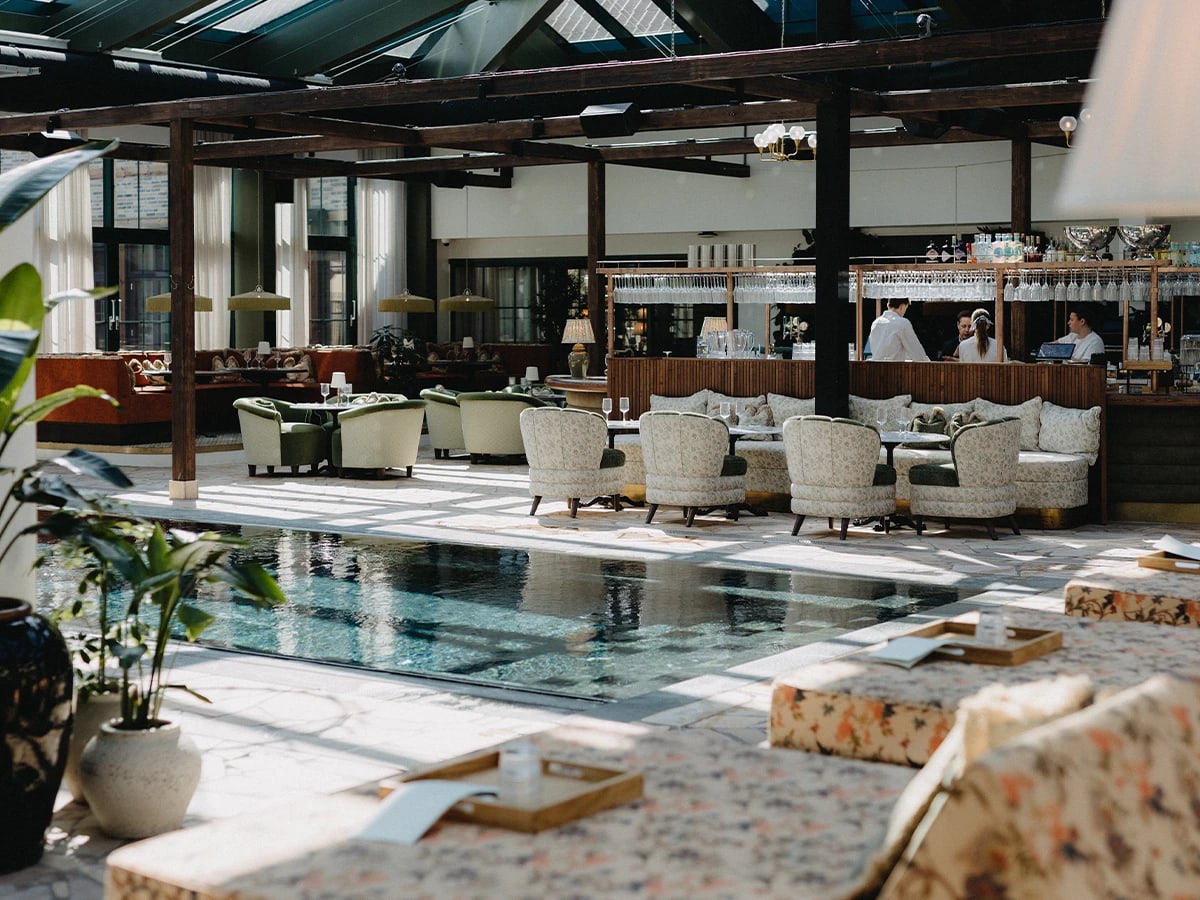 Maryhill Estate — Spa-Pool mit Liegen und Glasdach