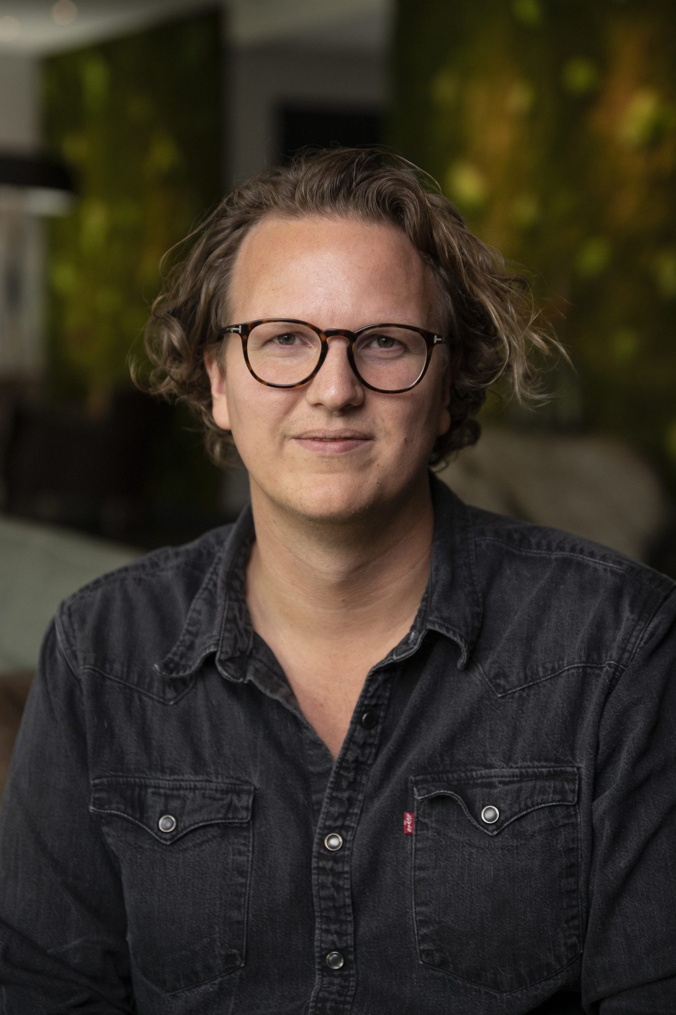 Ästad Vingård — Edvin Elghag, Hotelmanager